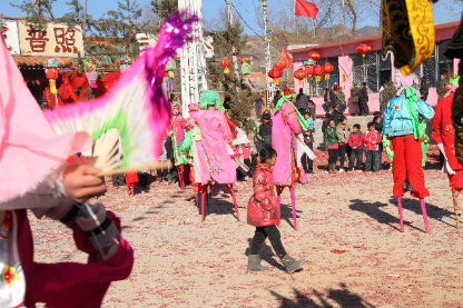 正月十五闹花灯    闲庭信步 摄影 碧野田间