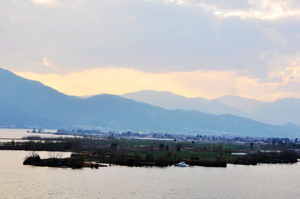 邛海风光之四：邛海傍晚 摄影 大山风