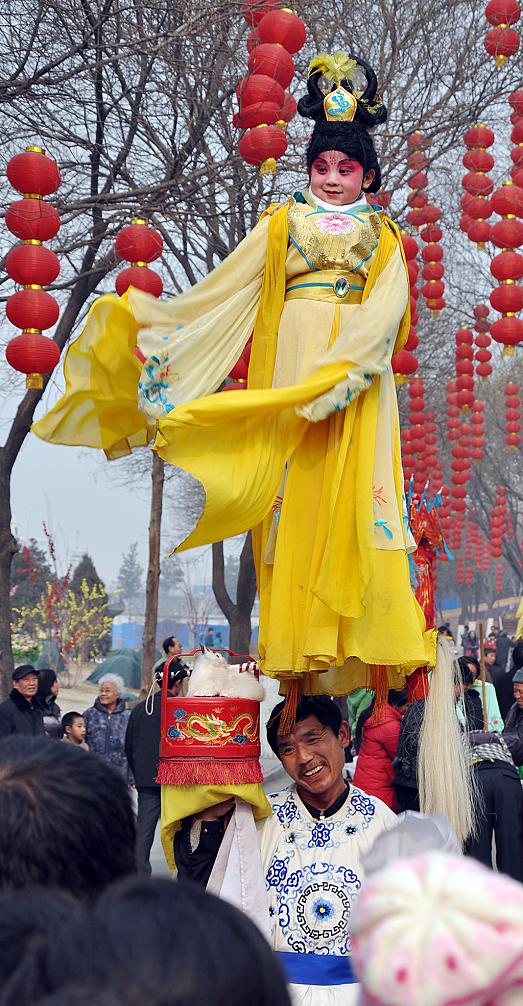 清徐背棍 摄影 解梦泽