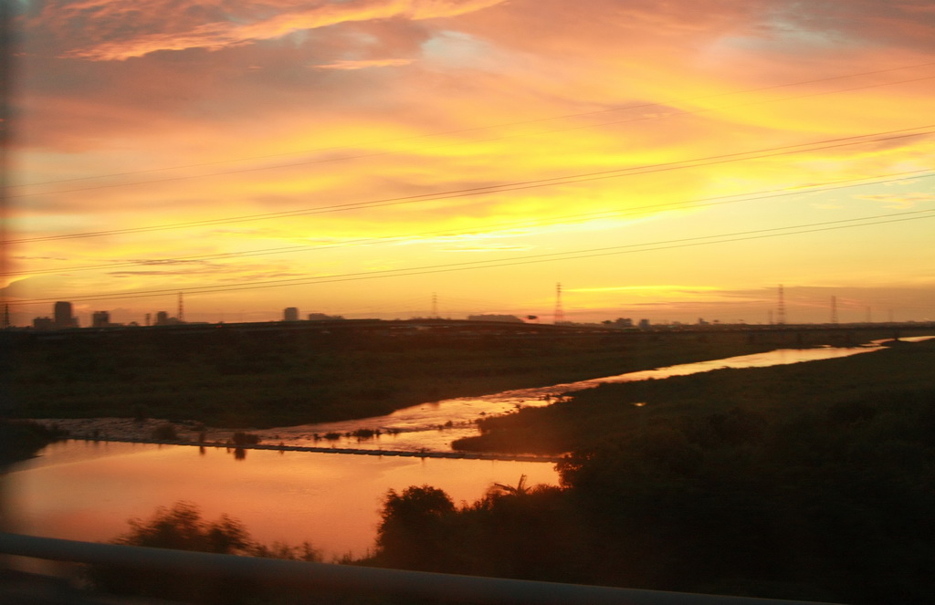 窗外 浊河夕照 摄影 蒿子