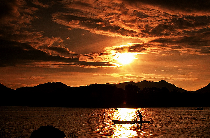 金色阳光 摄影 黔山秀水