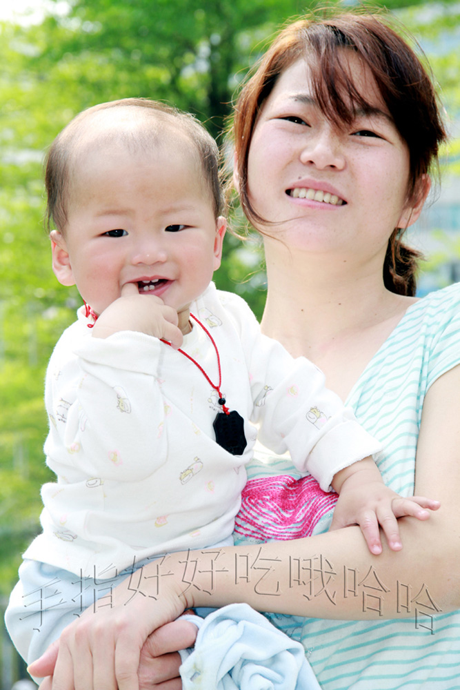 老婆儿子 摄影 龙疯