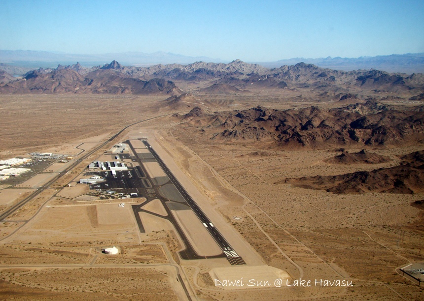 Lake Havasu City机场 摄影 不是牛仔也忙