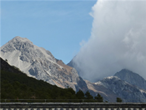 不识雪山真面目 摄影 大哥看点