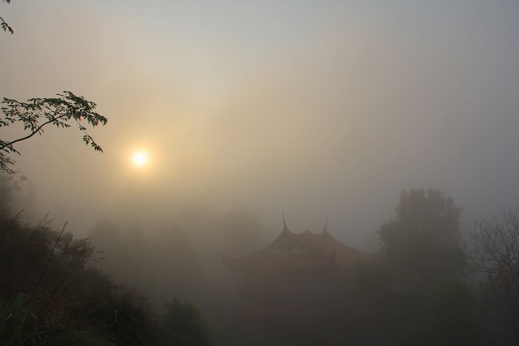 天游峰晨韵 摄影 郑大山人