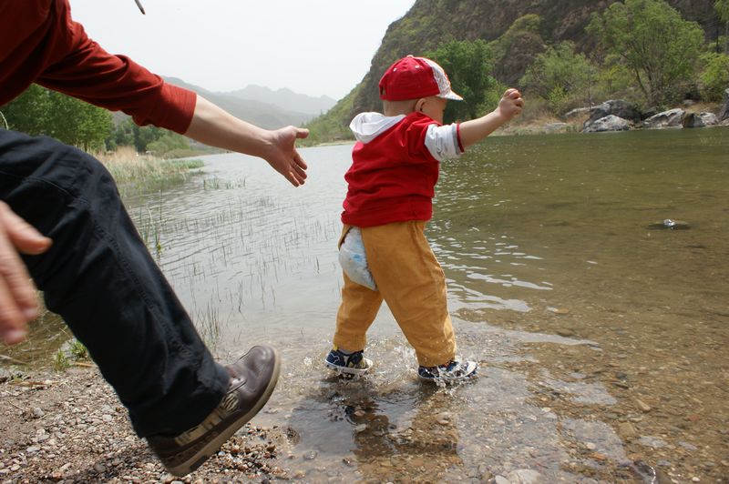 踏浪勇士 摄影 英子的秋天