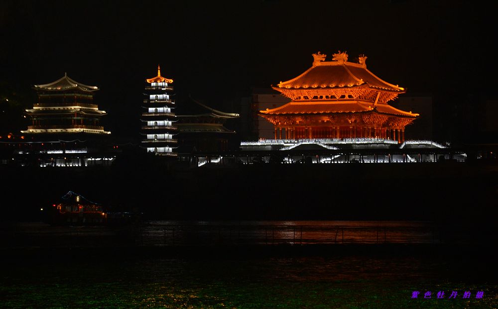 柳州文庙夜景 摄影 紫色牡丹