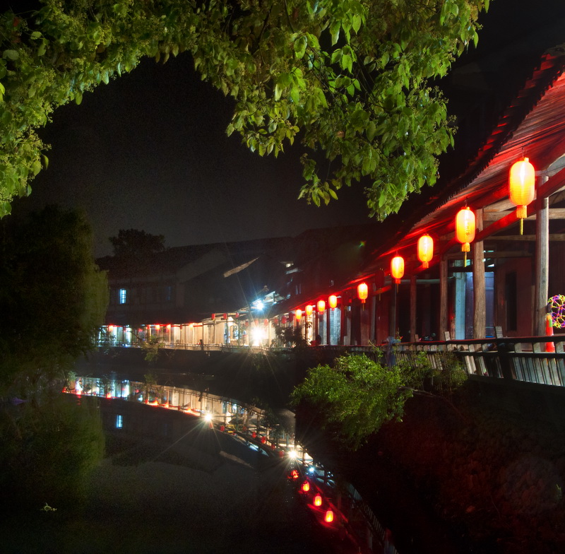 古街夜色 摄影 同舟风雨