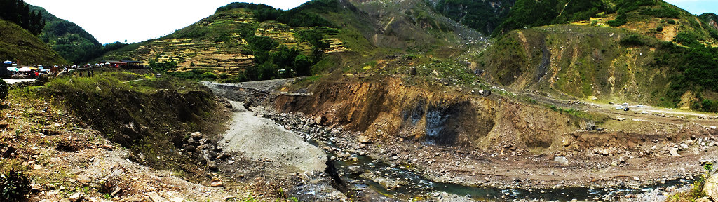 东河口地震爆发点 摄影 蜀中山人