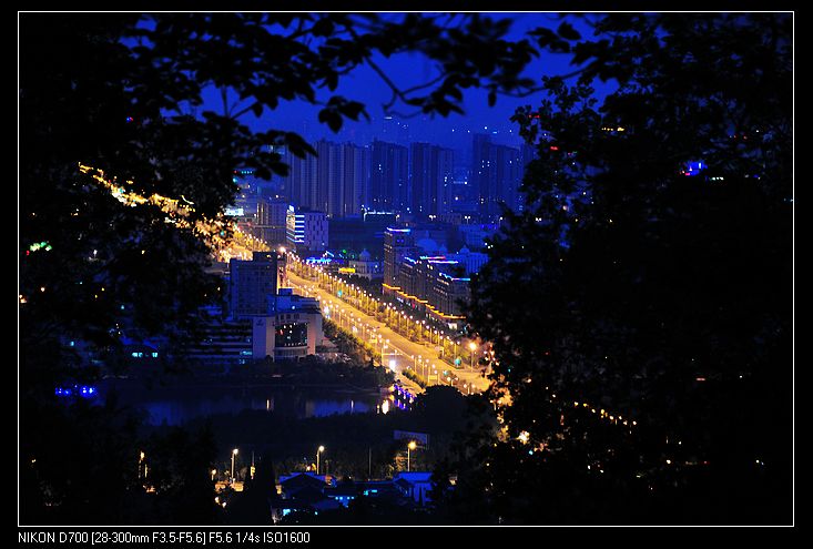 大蜀山拍的夜景 摄影 山野小鱼