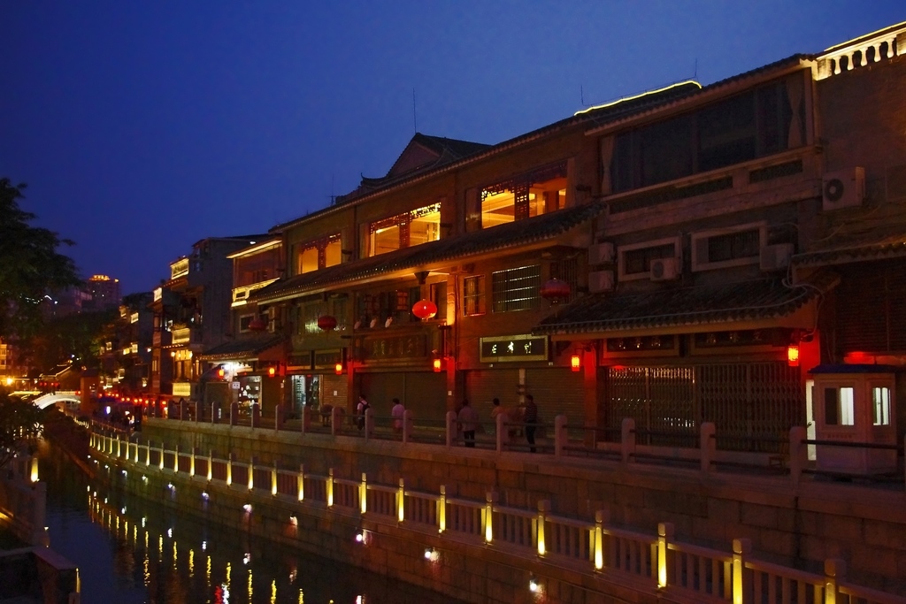 荔枝湾夜景 摄影 我爱仙人掌