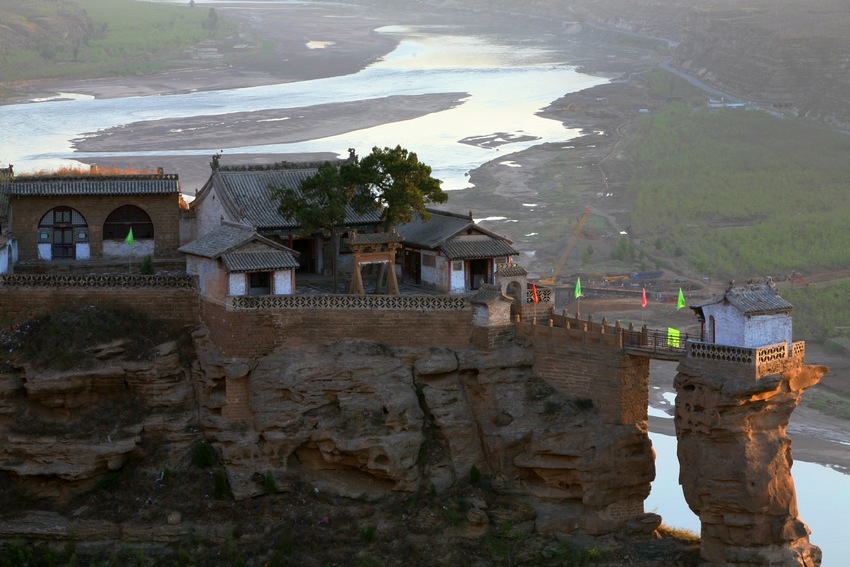 香炉寺 摄影 红色浪漫