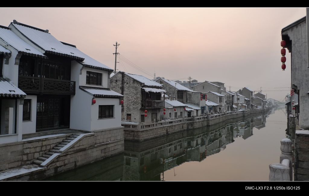 《古运河残雪》——最怜江南雪之十八 摄影 邹鹏程