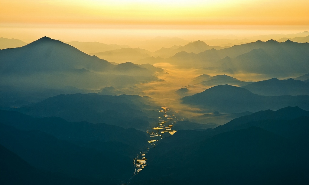 山峦之恋 摄影 峰舞九天