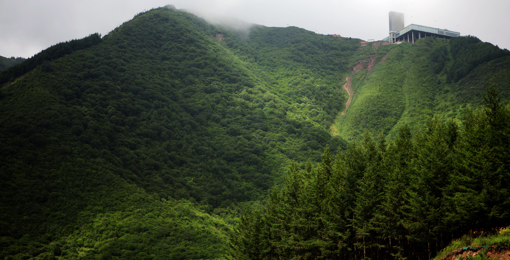 六盘山顶 摄影 溪山行旅