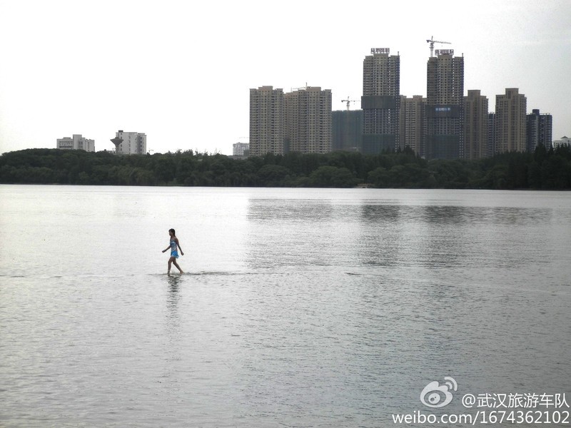 凌波门前水上飘(3)T水秀 摄影 武汉旅游车队