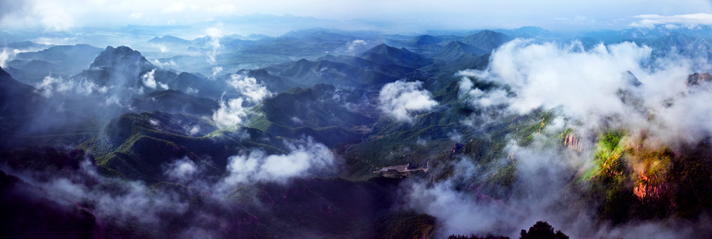 深山飞絮 摄影 老茶