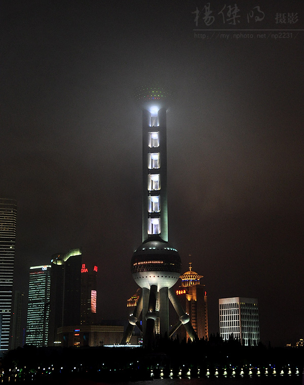 上海之夜(三) 摄影 一鸣