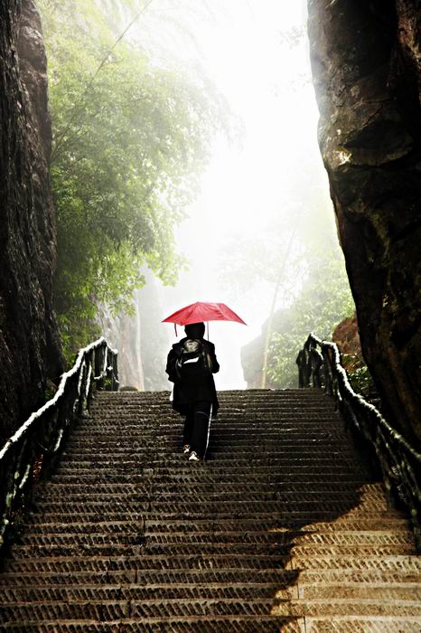 雨雾南尖岩 摄影 ujszjm