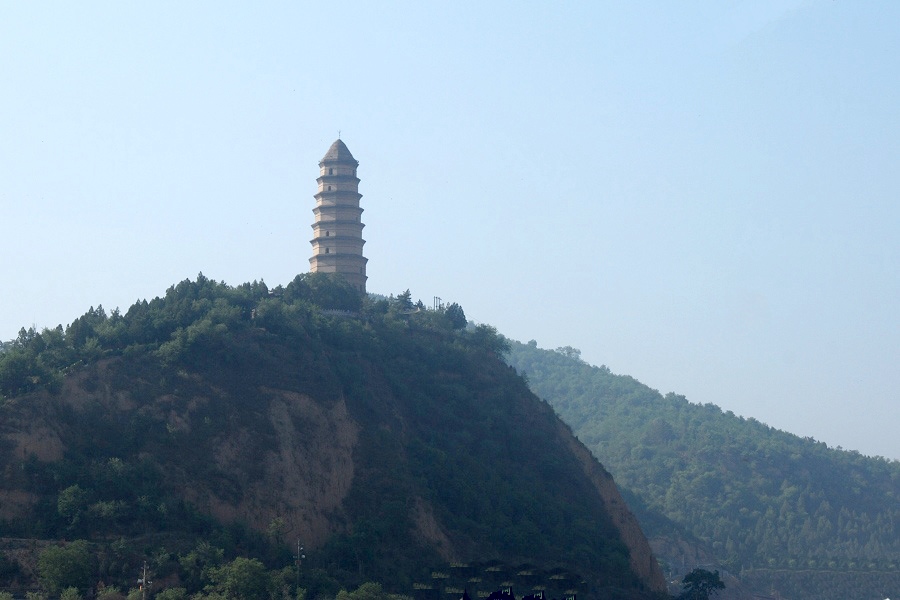 革命圣地--延安宝塔山 摄影 兰生空谷