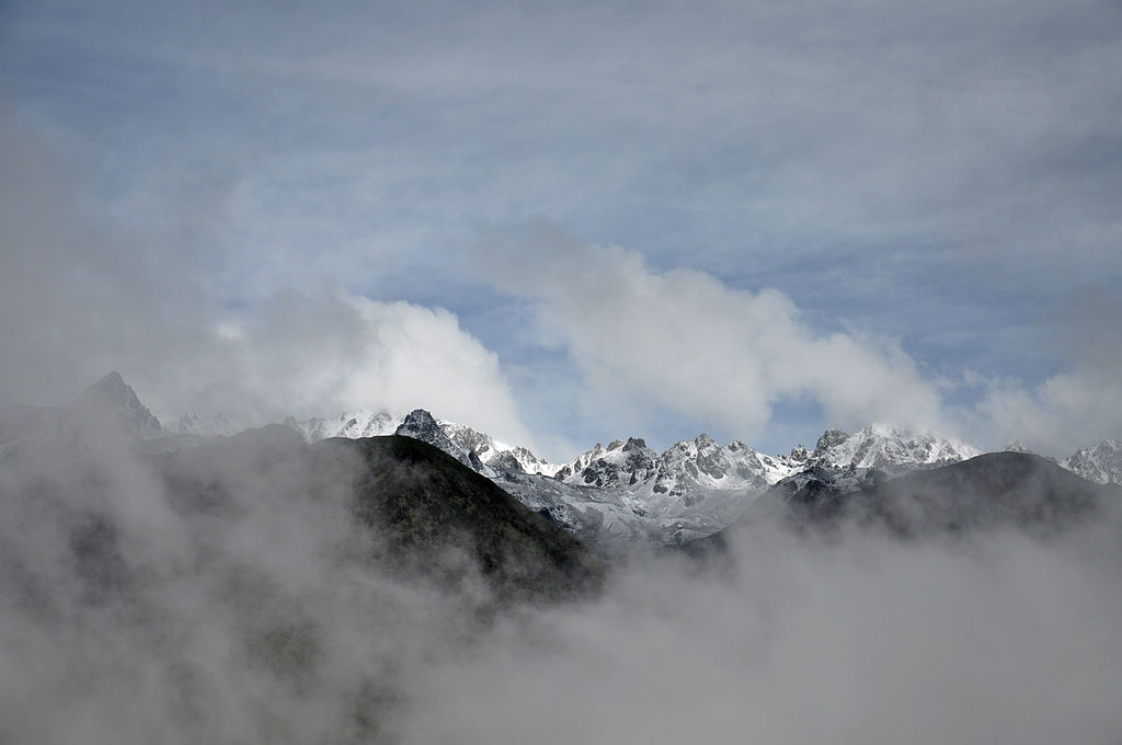 雪峰之巅 摄影 yslai135