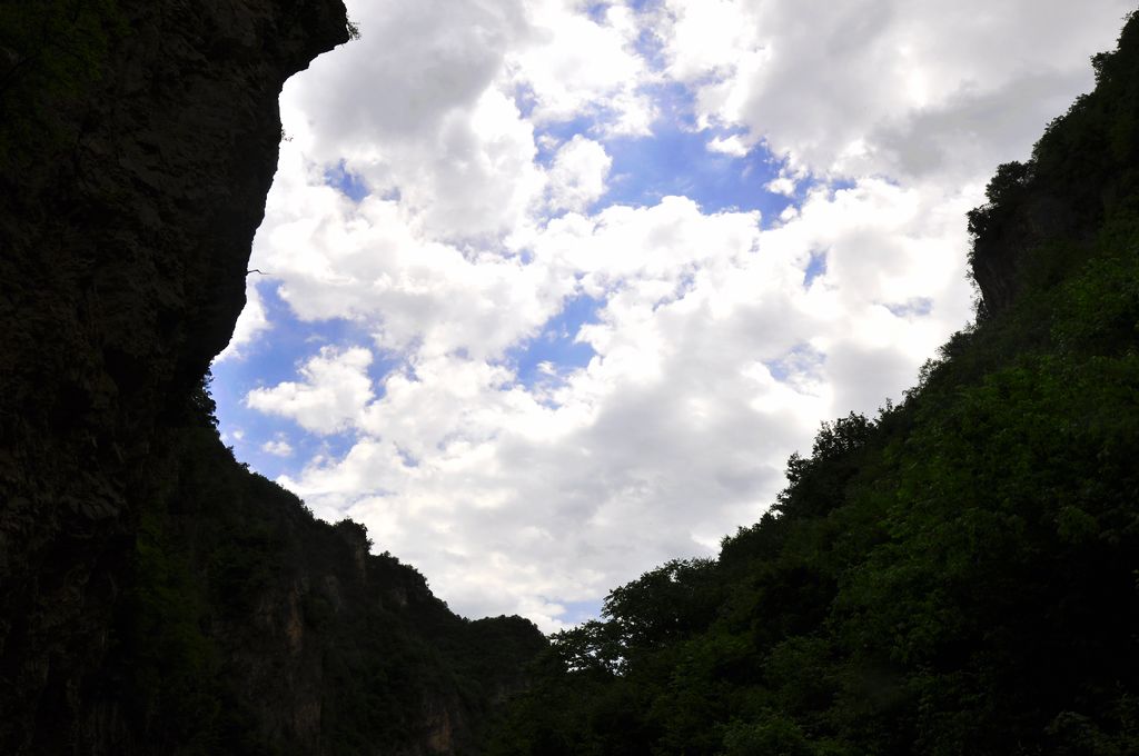 风景 摄影 地震受过伤