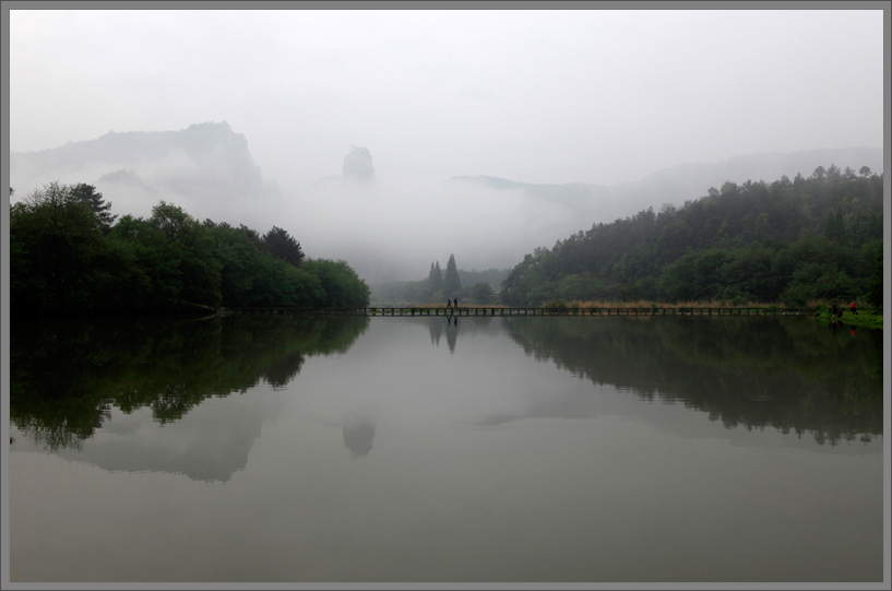 仙都晨雾 摄影 重庆水兵