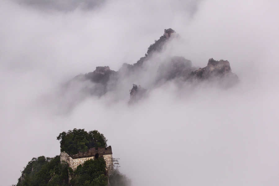 雨中的箭扣长城2 摄影 沉积岩