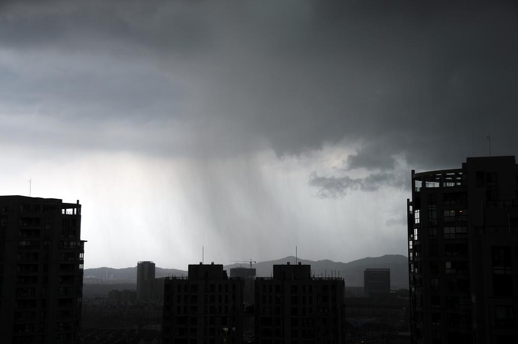 大雨来了 摄影 super小项