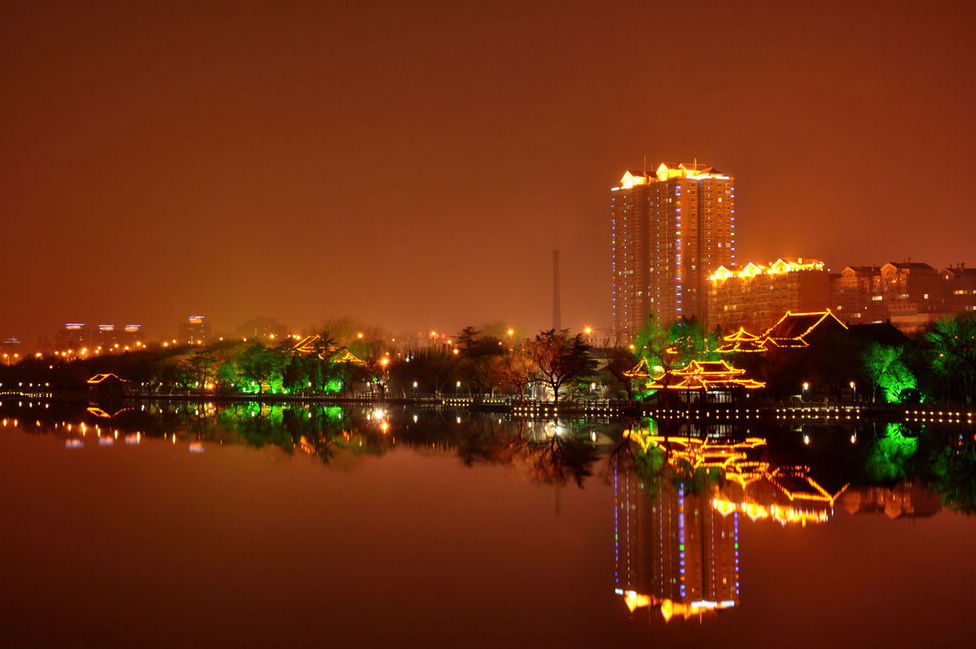 明湖夜景 摄影 鸟语花香