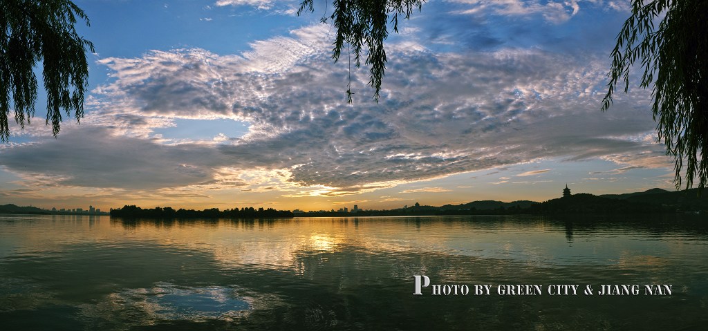 今夏又见西湖（点击放大） 摄影 绿城江南