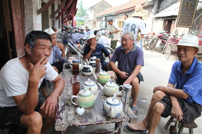 茶馆老人 摄影 漆园小巷