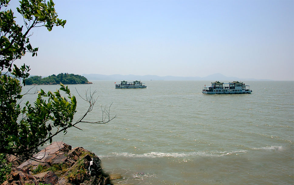 游览湖景 摄影 禾子