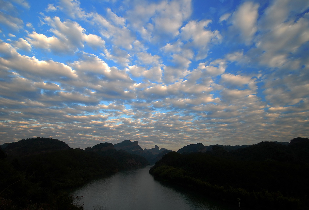 暮色云飞 摄影 禾田水