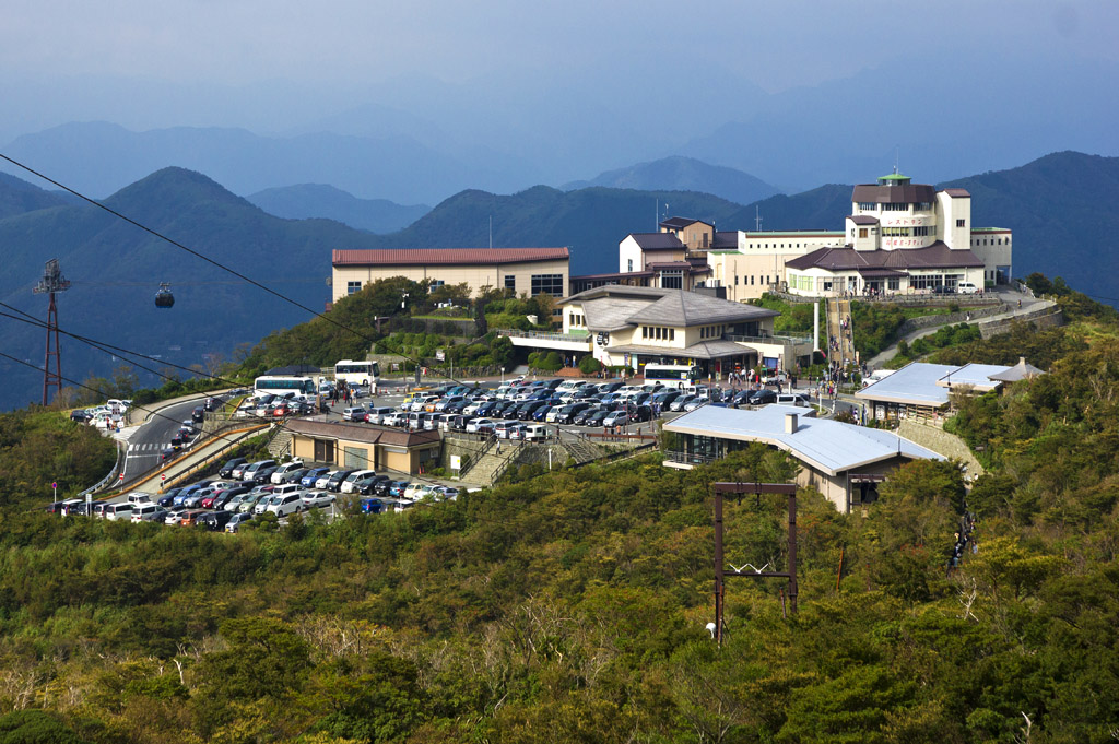 日本火山口停车场 摄影 老颜