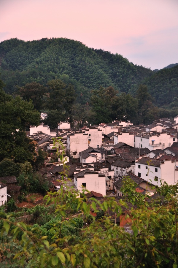 黄昏下的婺源石城程家村 摄影 上海逍遥