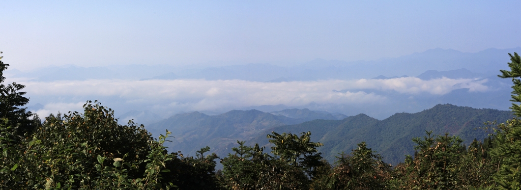 远眺沧浪山 摄影 冷香茶