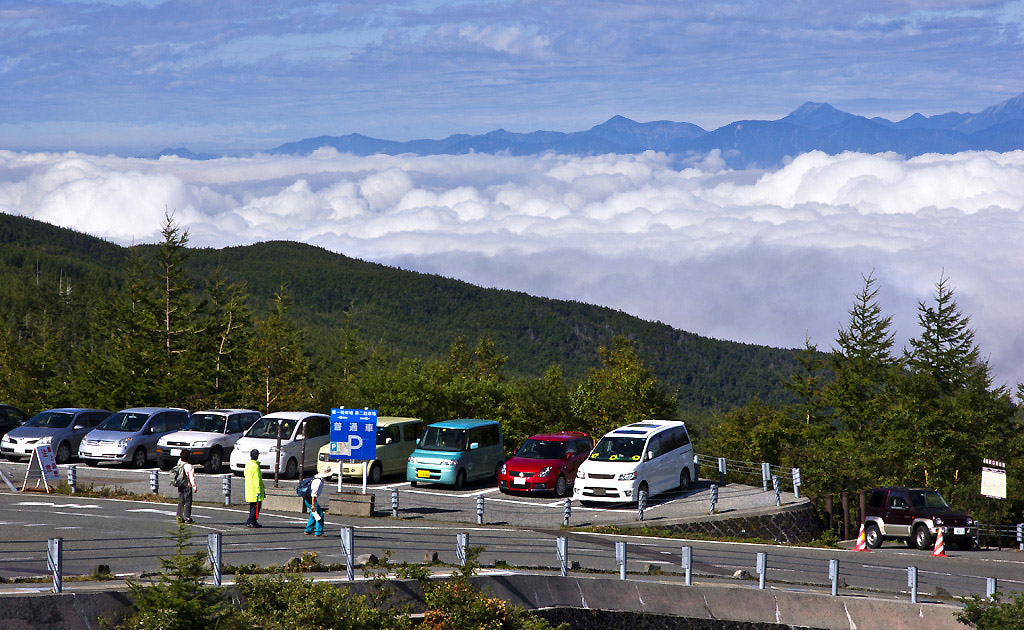 山外有山 摄影 老颜