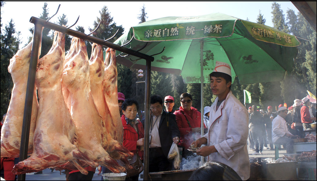 烤羊肉 摄影 孙海宝