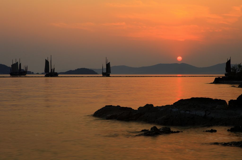 《太湖帆影》10——点击可放大 摄影 邹鹏程