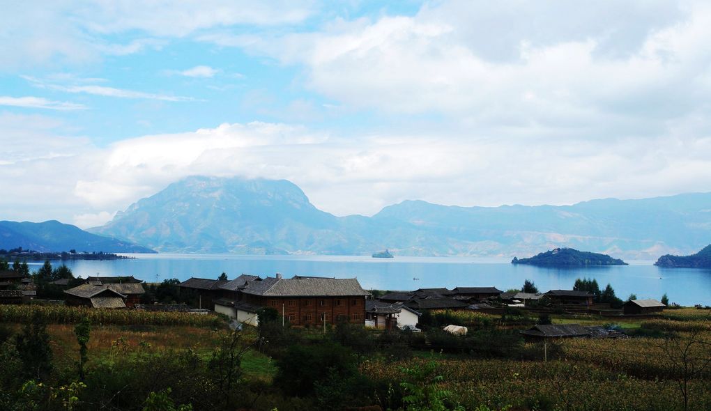 泸沽湖风光 摄影 明月松尖照