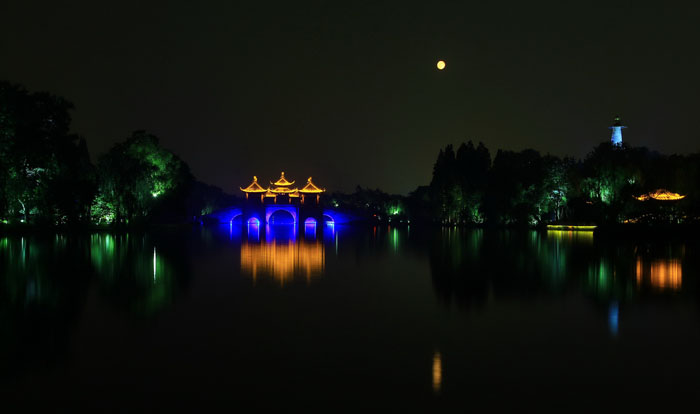 夜幕下的五亭桥 摄影 跟风追影