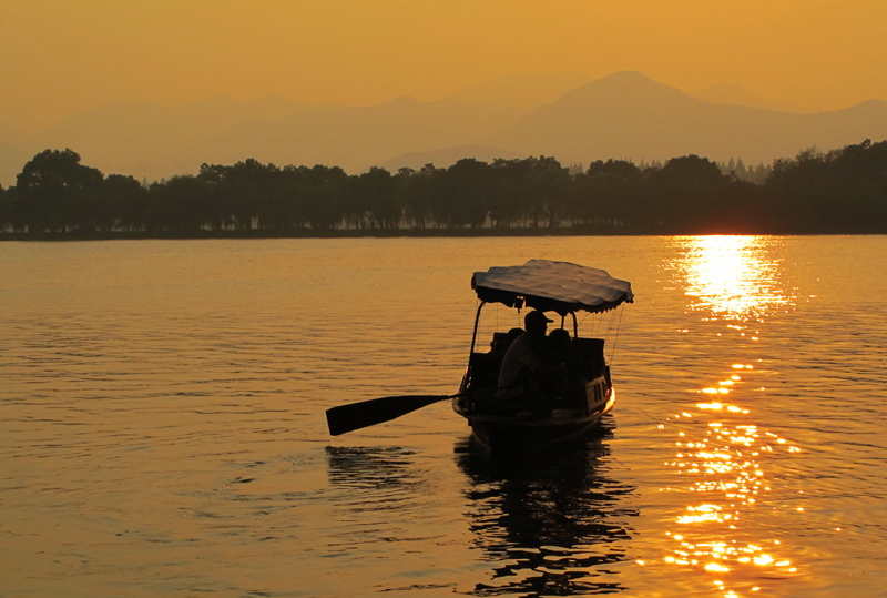 夕阳作伴浆声轻 摄影 走过苍凉