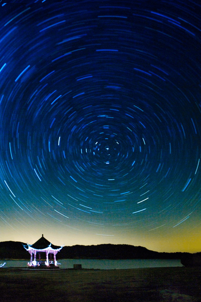 浙西天池星轨 摄影 陈强