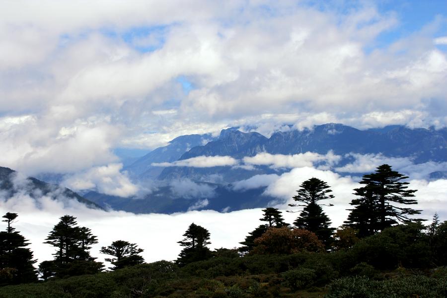 哈巴雪山风光 摄影 吉鸟