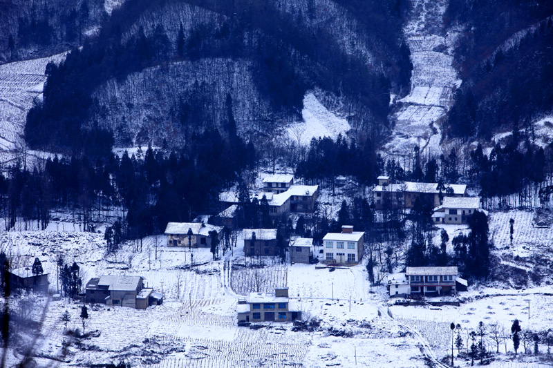 风雪小山村 摄影 重庆水兵