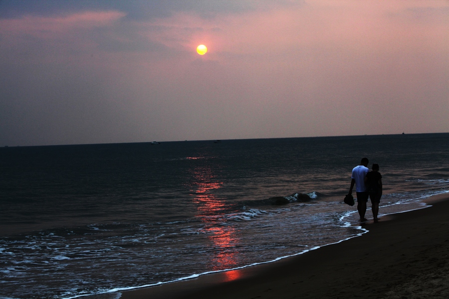 这里的夕阳如叹息.. 摄影 秦川牛