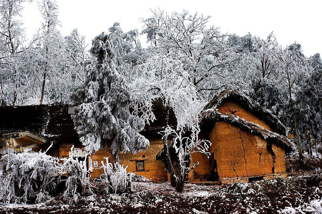 山村冬雪5 摄影 关河纤夫