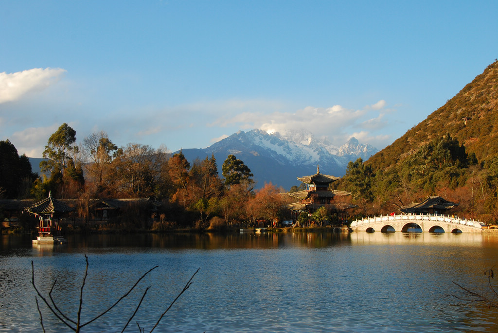 远眺玉龙雪山 摄影 禅思