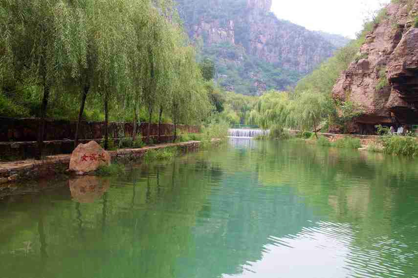 女娲池 摄影 神气